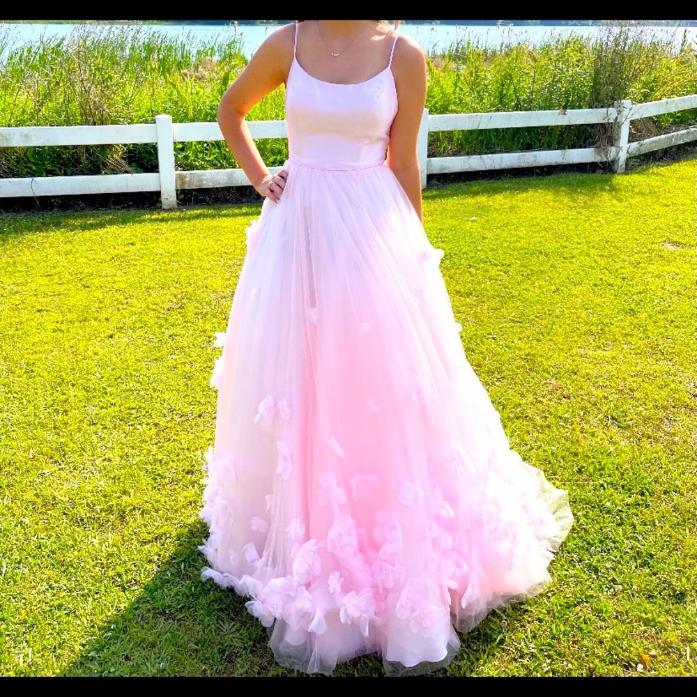 BEAUTIFUL SHERRI HILL BALLGOWN!! Size 4, WORN ONCE. This gown looks brand new!